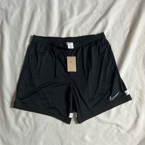 Men’s XXL Nike Dri-fit shorts